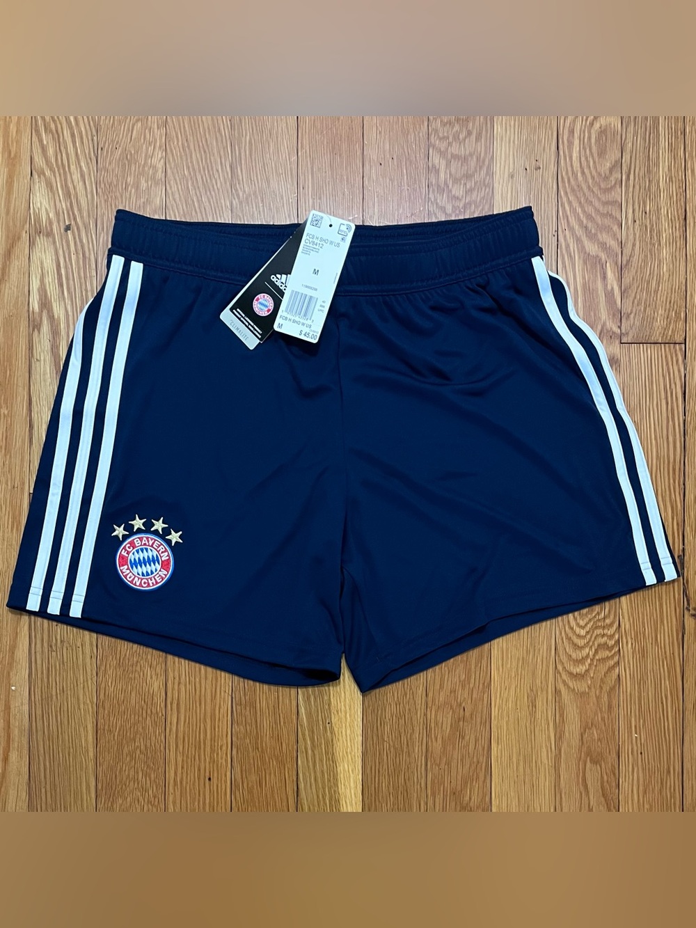 FC Bayern Munich Adidas Navy Blue White Shorts Women’s Size M Medium CV8412 NWT